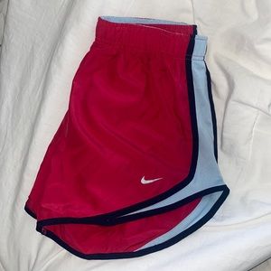 Nike Women’s Tempo Running short